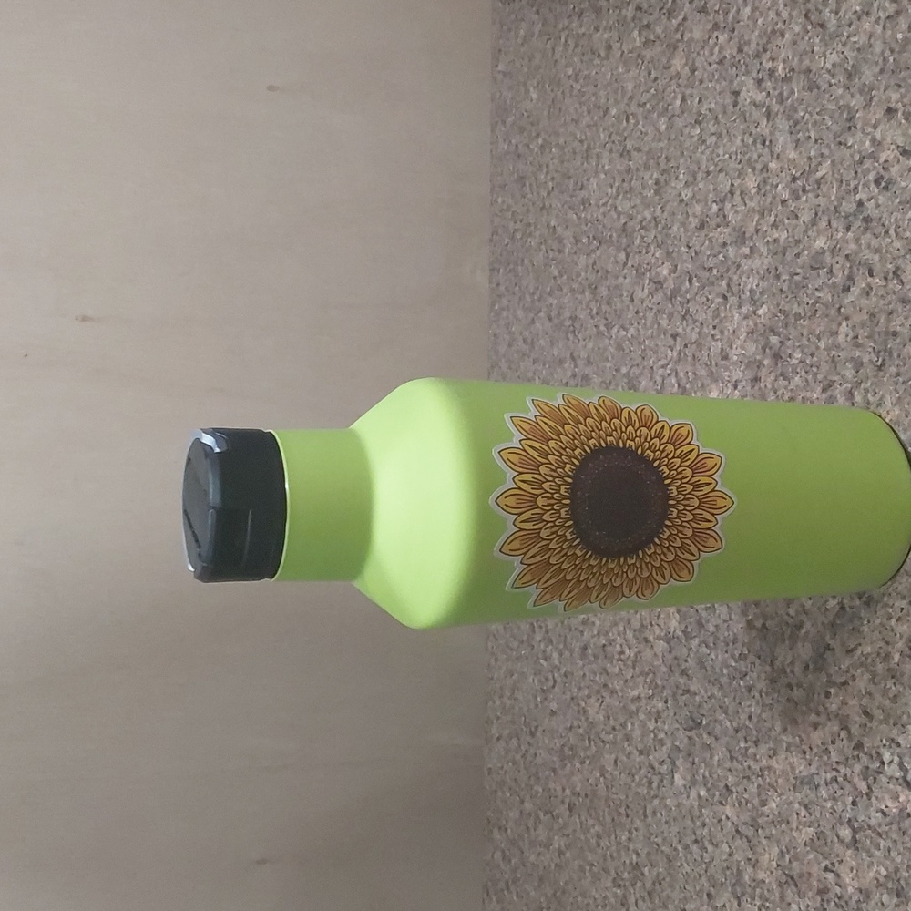 32 Oz Corkcicle Lime Green Canteen Water Bottle